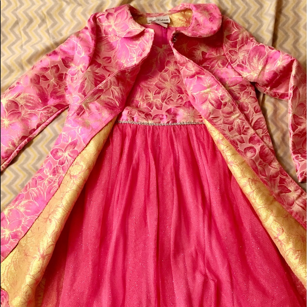 *NWT* Beautiful formal dress w/ long coat to match